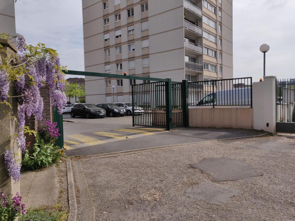Appart'Homecity - Rouen Grand Prieure Екстер'єр фото